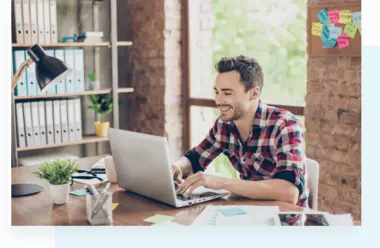 Individual studying for the Alabama General Contractor Exam  online with RocketCert
